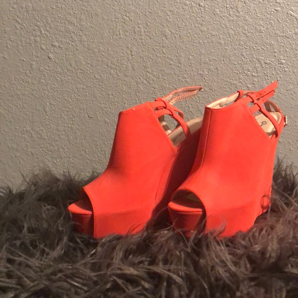 Coral wedge